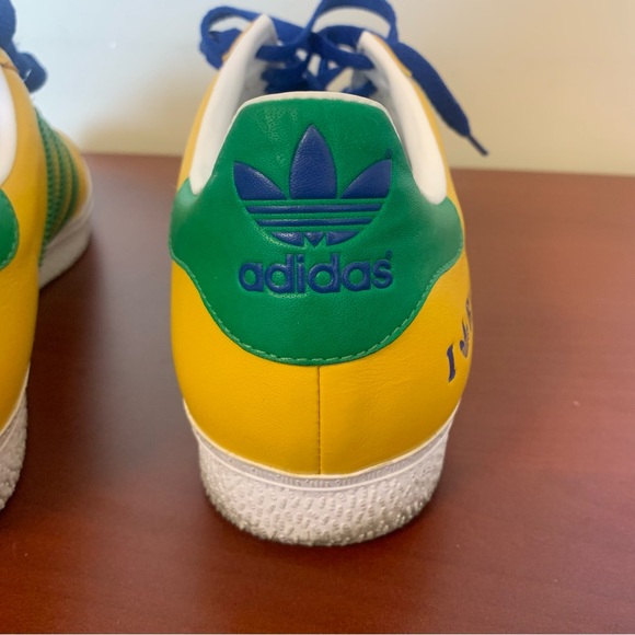 Men’s size 10 Adidas Gazelle “I love Rio” sneakers - yellow w/ green stripes - Picture 5 of 11